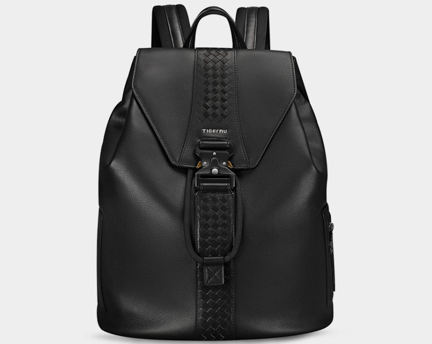 Front view of the leather backpack model TGN1003
