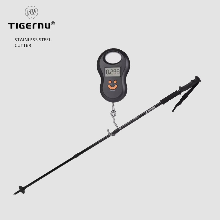 Tigernu Outdoor hiking trekking poles with carbon fiber lightweight design