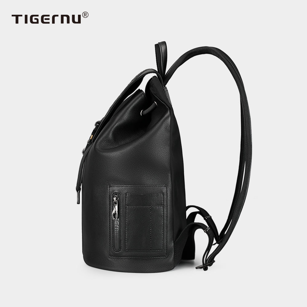 Side view of black leather shoulder bag model TGN1003