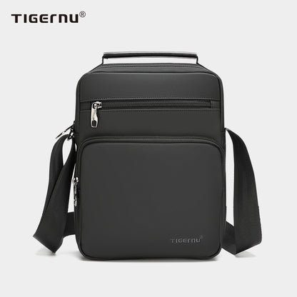 The front view of the black shoulder bag model T-S5200