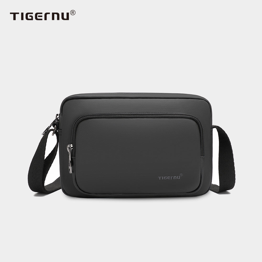 The front view of the black shoulder bag model T-S8136