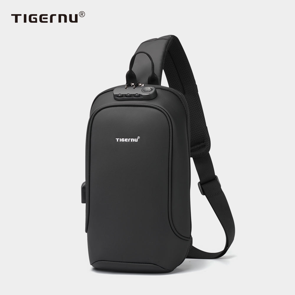 The side view of the T-S8102black TPU shoulder bag